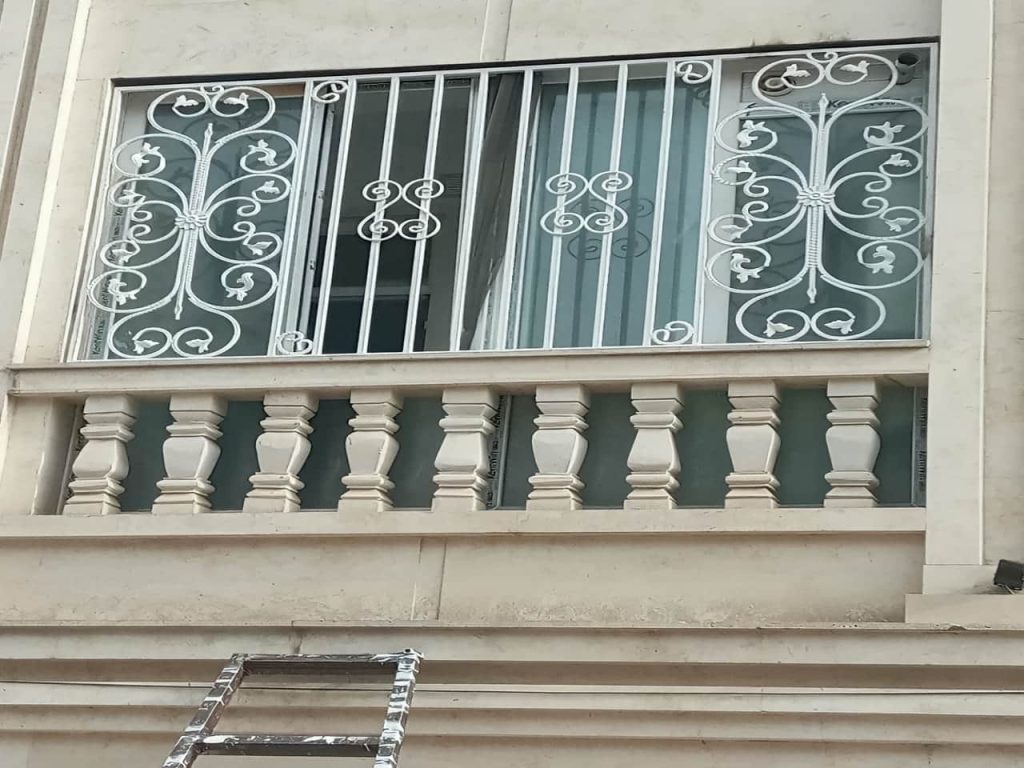 حفاظ پنجره در دماوند
