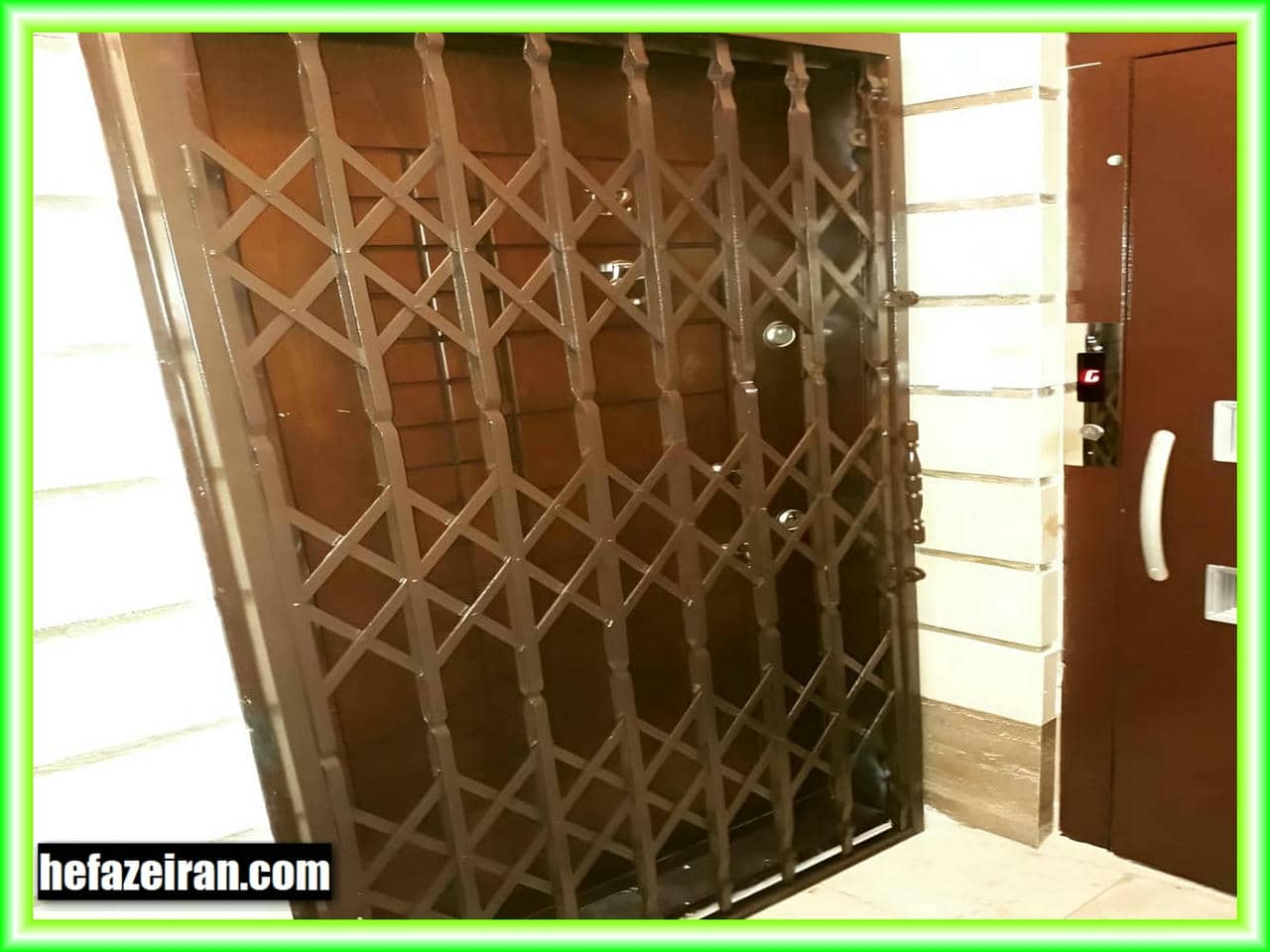 تقویت درب آکاردئونی: نکات و روش‌ها