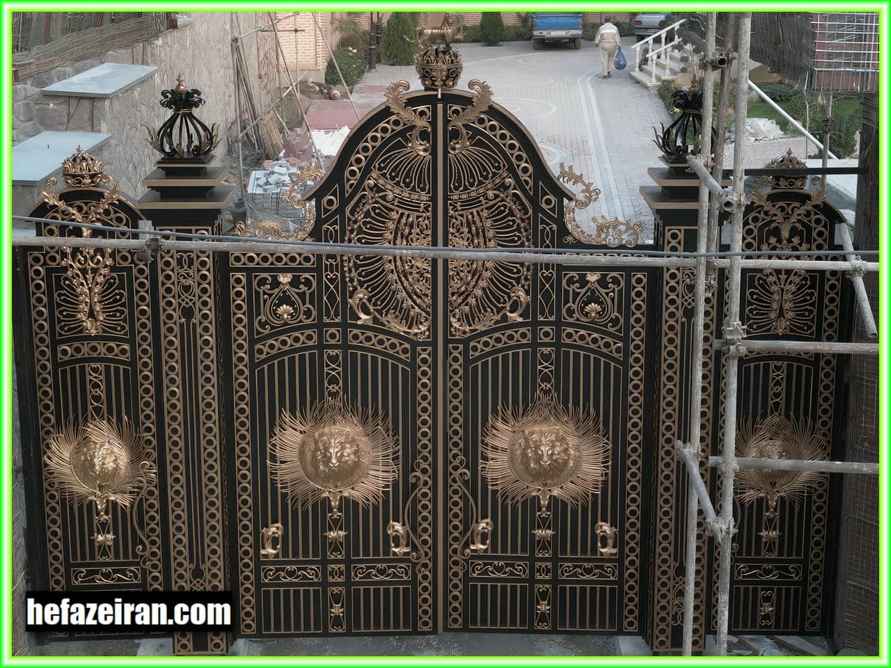 درب سلطنتی و لاکچری پرکار