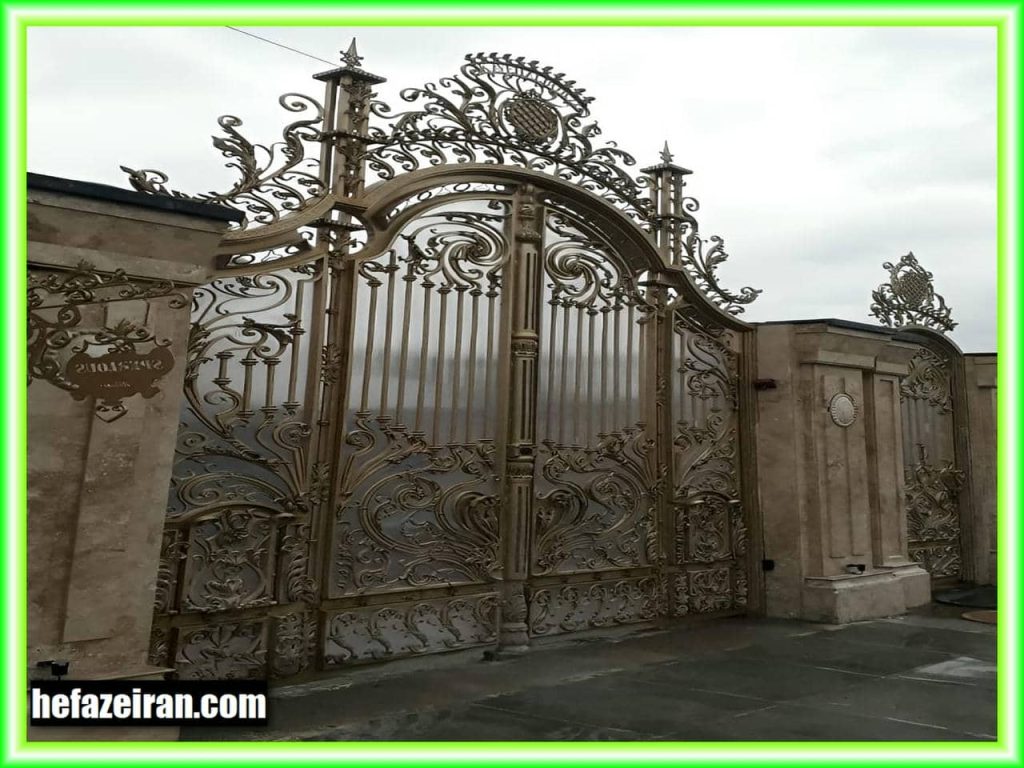 درب ورودی ساختمان