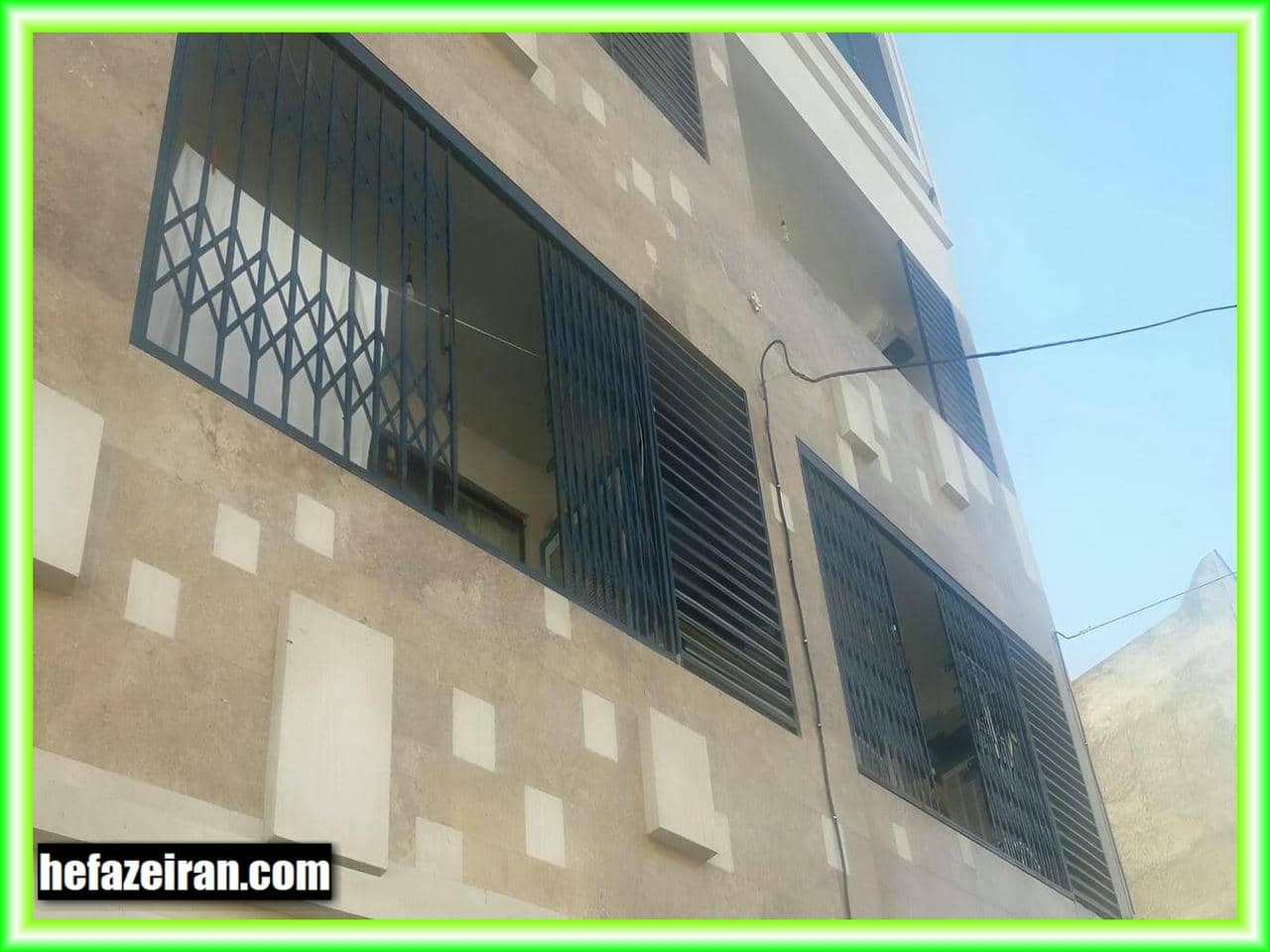 نصب حفاظ پنجره آکاردئونی