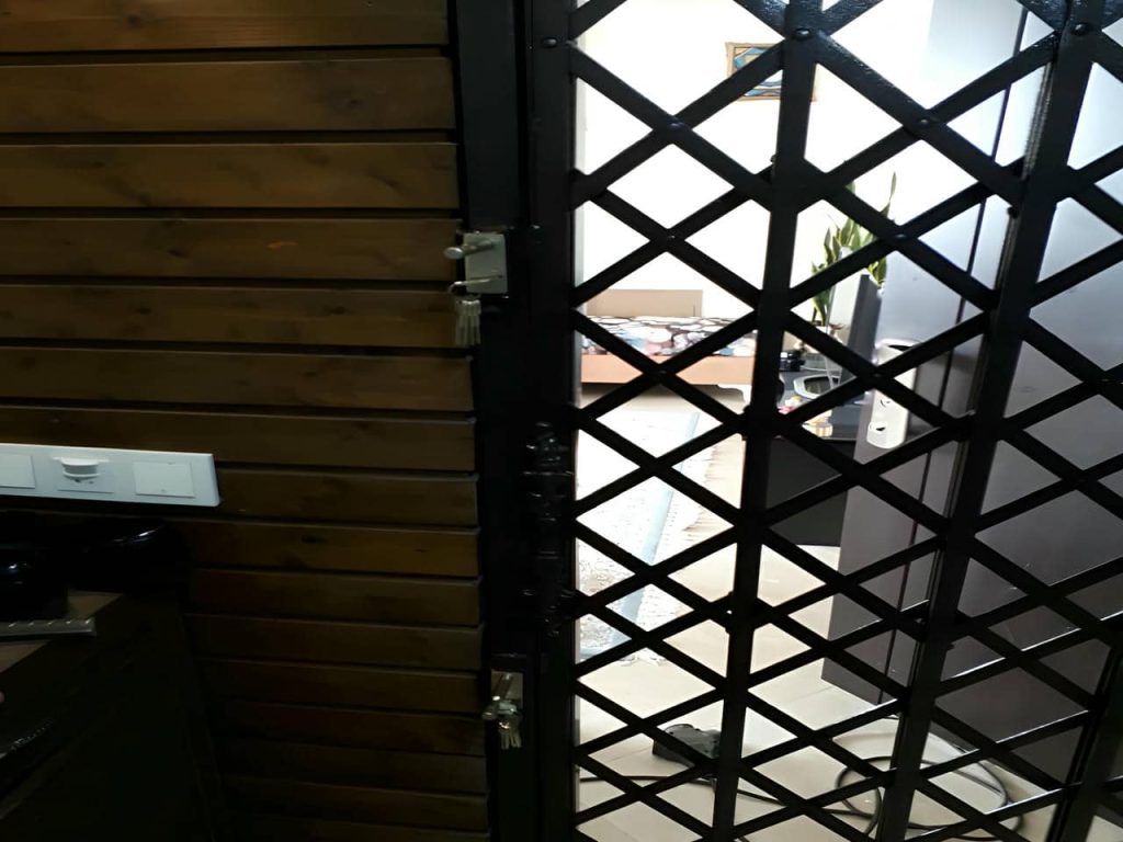تولید و نصب درب و حفاظ در تهران