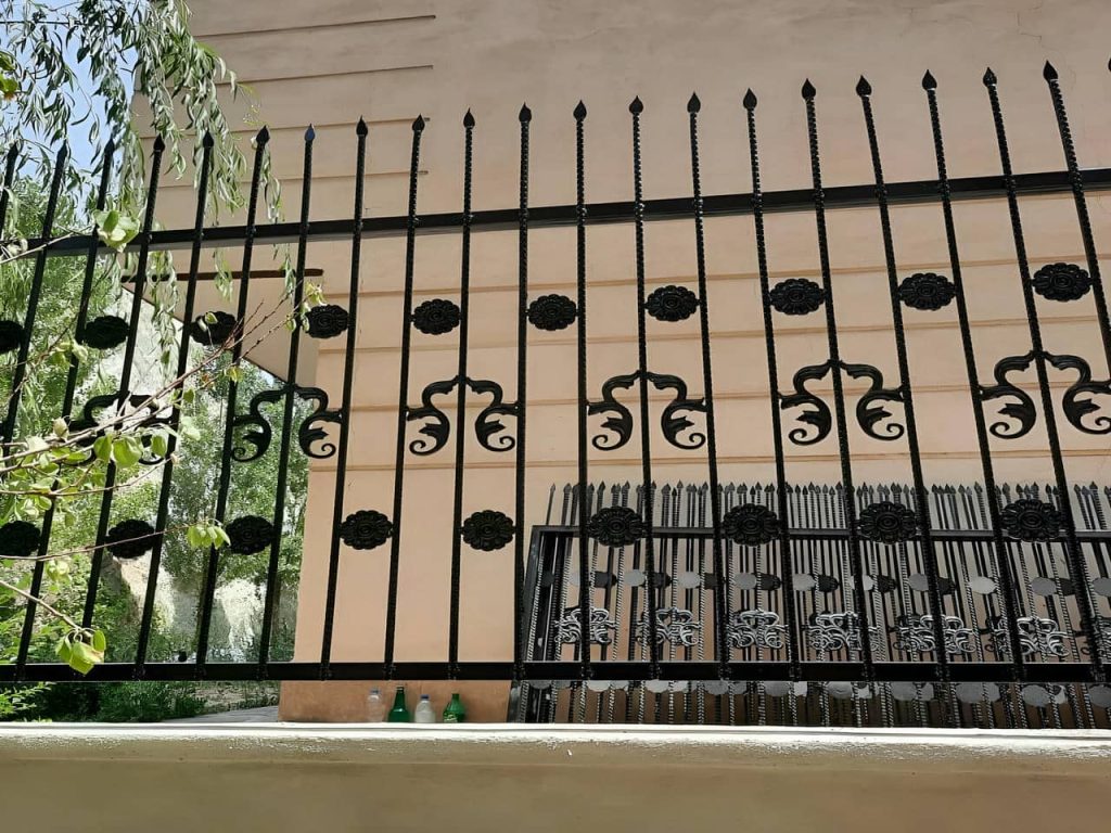 نرده گارد دیوار حیاط