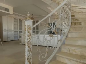 نرده فلزی راه پله چیست؟