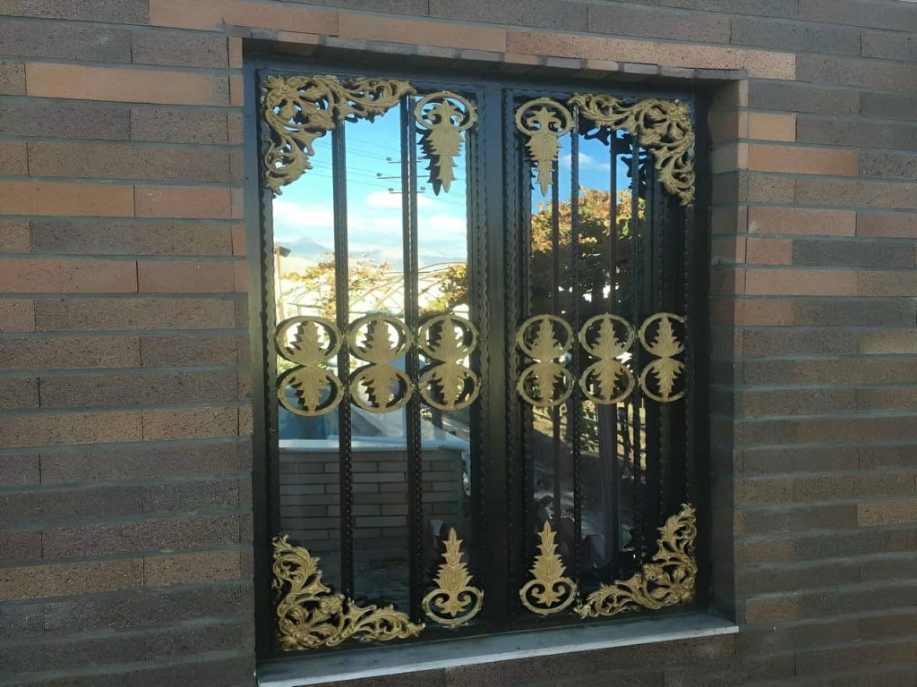 رنگ ها و پوشش های حفاظ پنجره