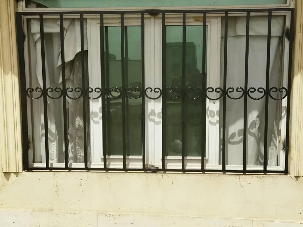 ویژگی های جانبی حفاظ پنجره