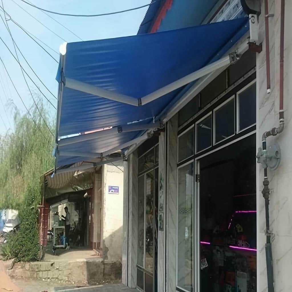 پوشش پلی‌کربنات و مقاومت جوی سایبان‌ برقی