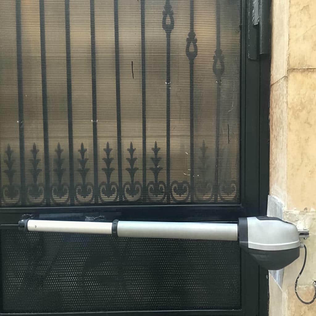ریموت جک پارکینگی