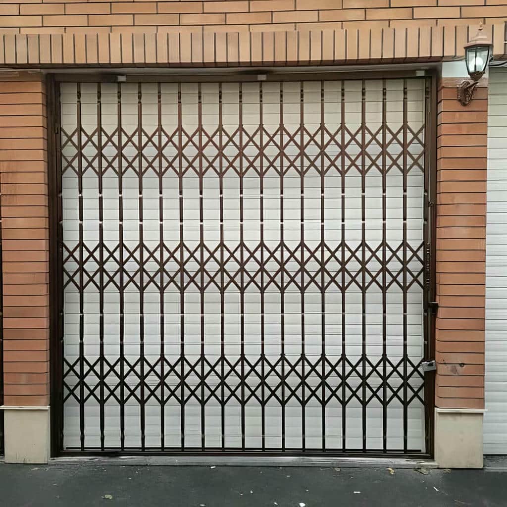 درب آکاردئونی ضد سرقت