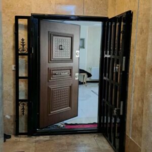 انواع حفاظ درب آپارتمان