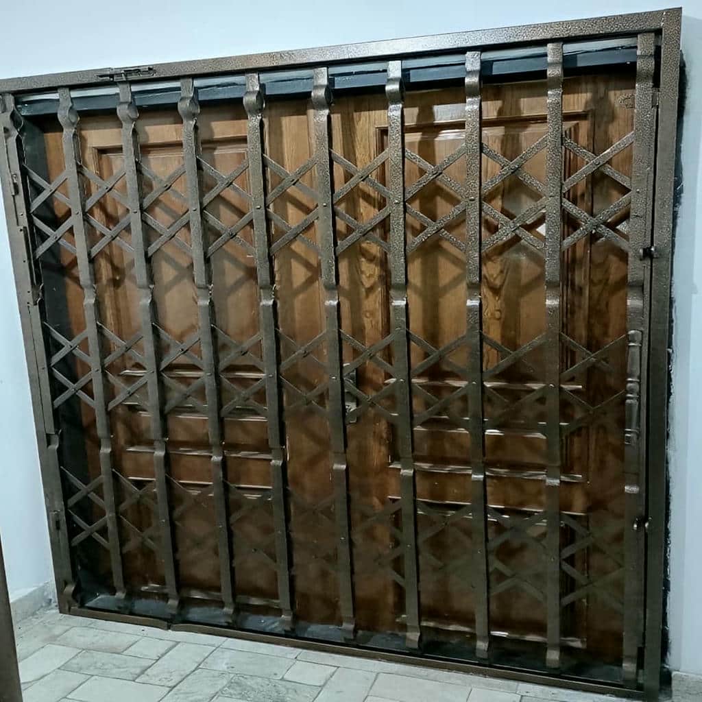 خرید درب آکاردئونی دوگل در قشم