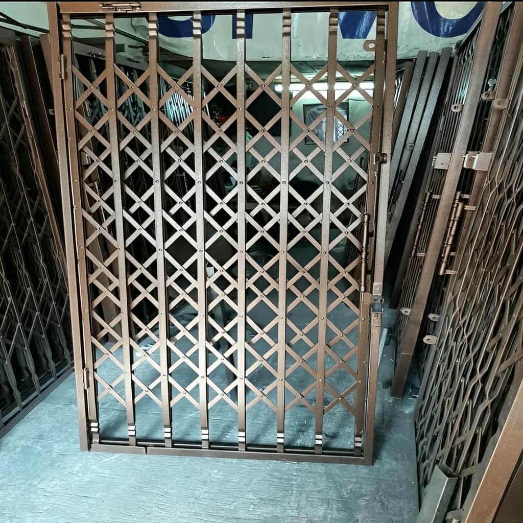 کارخانه درب آکاردئونی فولادی در گرگان