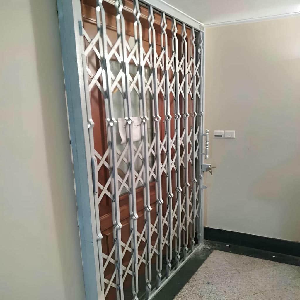 خرید درب آکاردئونی دوگل در بندر بوشهر