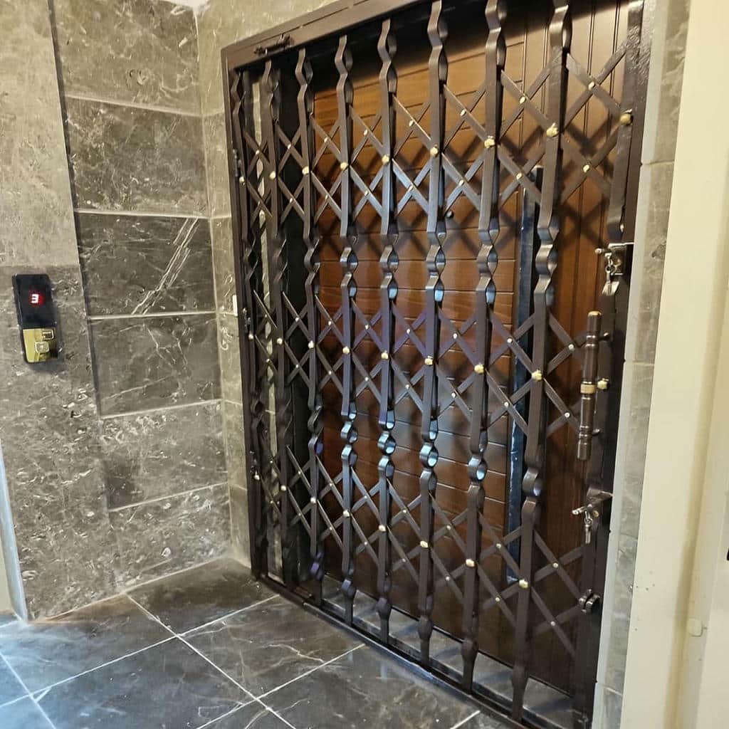 کارخانه درب آکاردئونی فولادی در ساوه