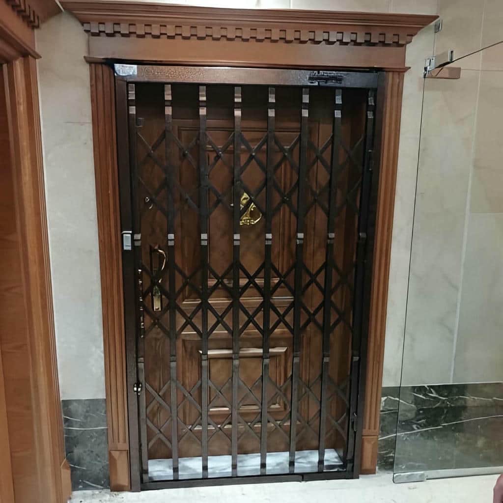 قیمت درب آکاردئونی سه گل در چابهار