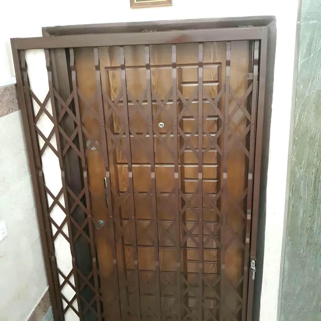 قیمت درب آکاردئونی سه گل در قائمشهر