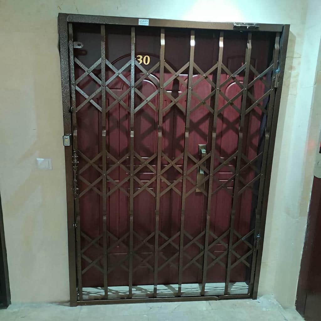 فروش درب آکاردئونی تمام گل در شهرکرد