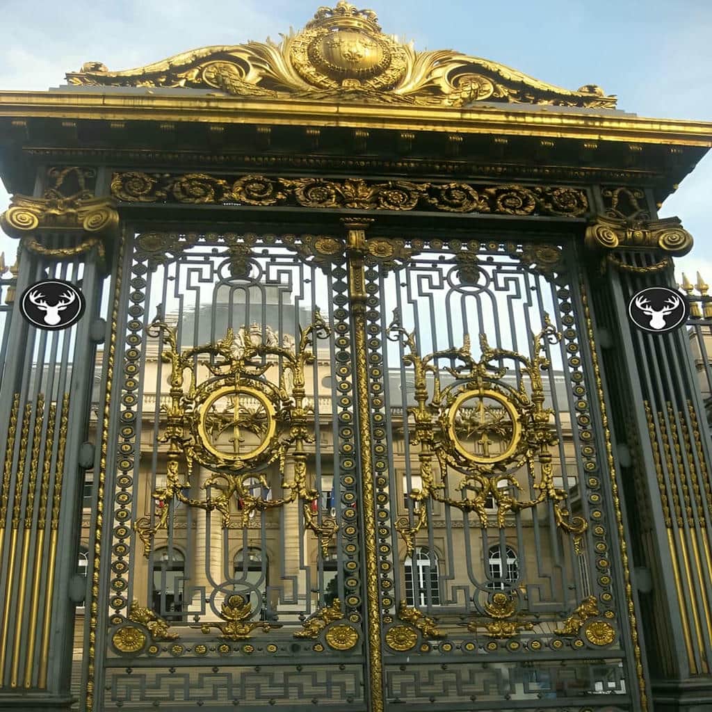 درب حیاط در بندر لنگه