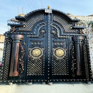 درب حیاط در کاشان