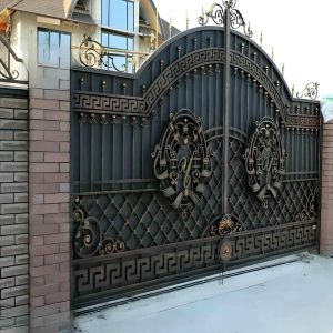 درب حیاط در محمودآباد