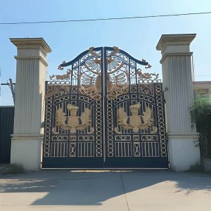 درب حیاط در اراک