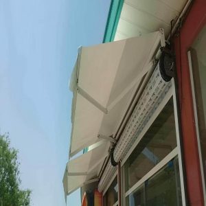 سایبان برقی در بیرجند