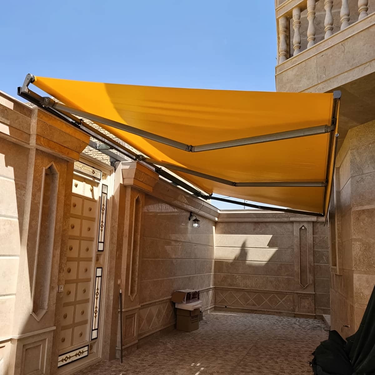 کنترل از راه دور سایبان برقی با آنتن تقویت شده کنترل از راه دور سایبان برقی با آنتن تقویت شده