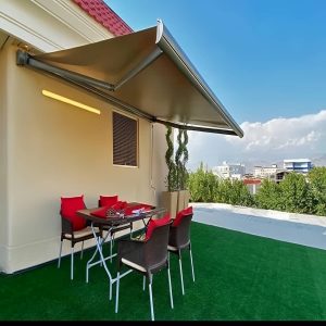 سایبان برقی مجهز به سنسور باد و باران