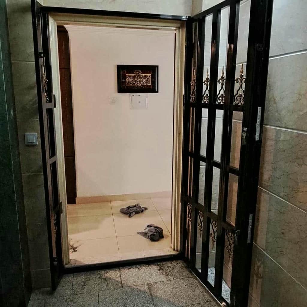 حفاظ درب ضد سرقت فلزی برای ورودی واحد مسکونی