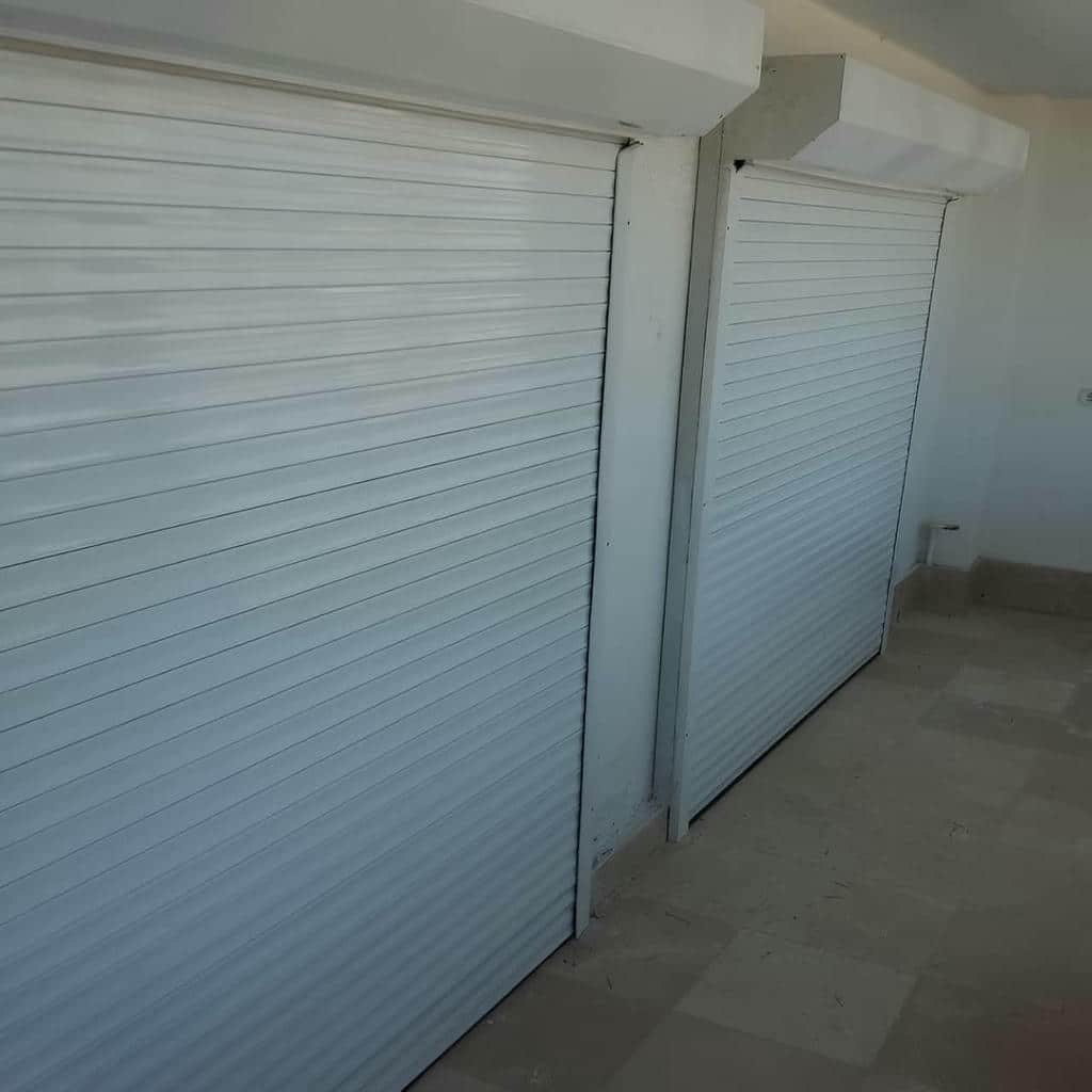 اجرای درب کرکره ای پارکینگ اتوماتیک برای پارکینگ مسکونی