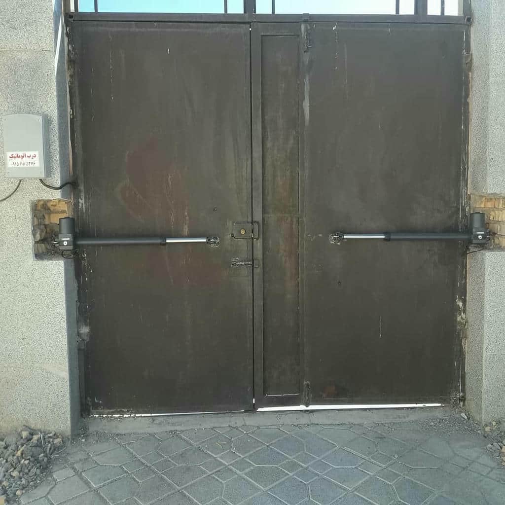 فروش جک درب دو لنگه لولایی با تجهیزات ایمنی