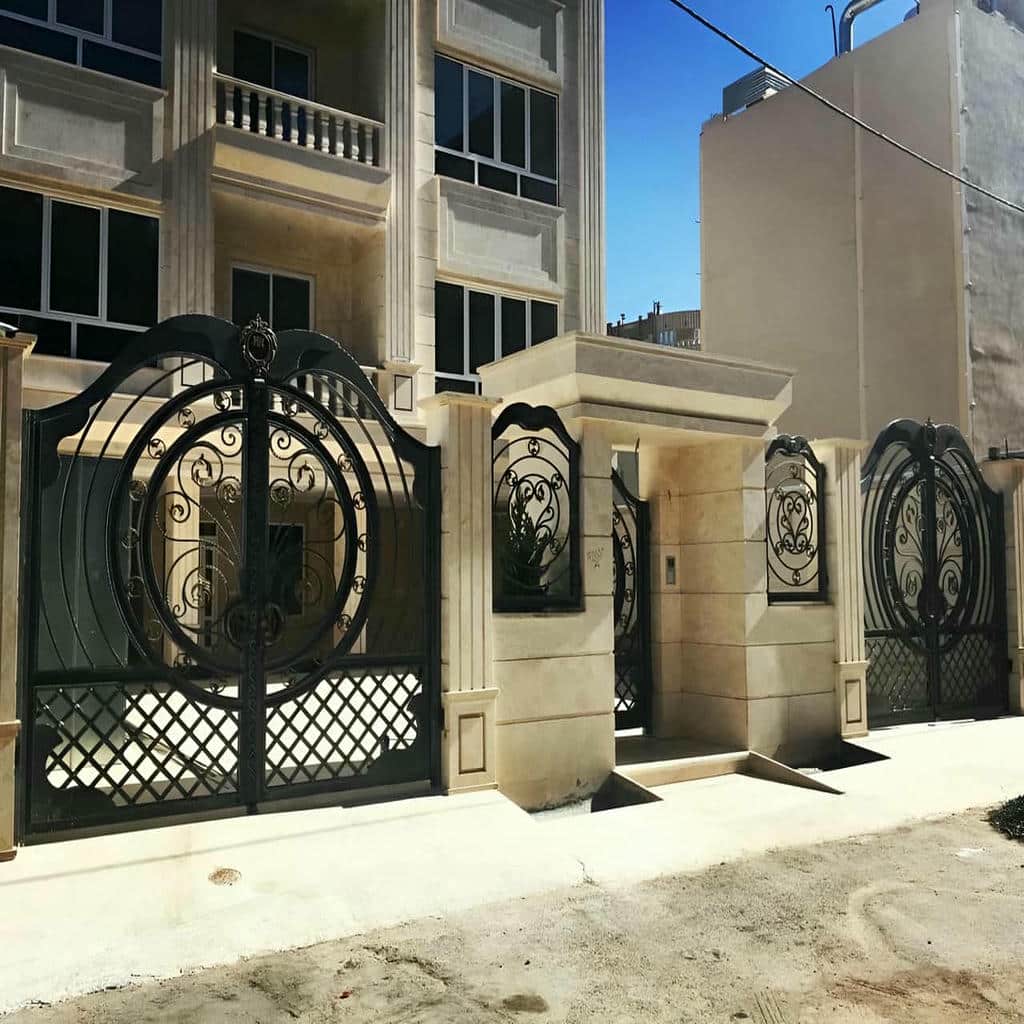 درب پارکینگ CNC پنل فلزی مدرن برای اجرای نمای ساختمان
