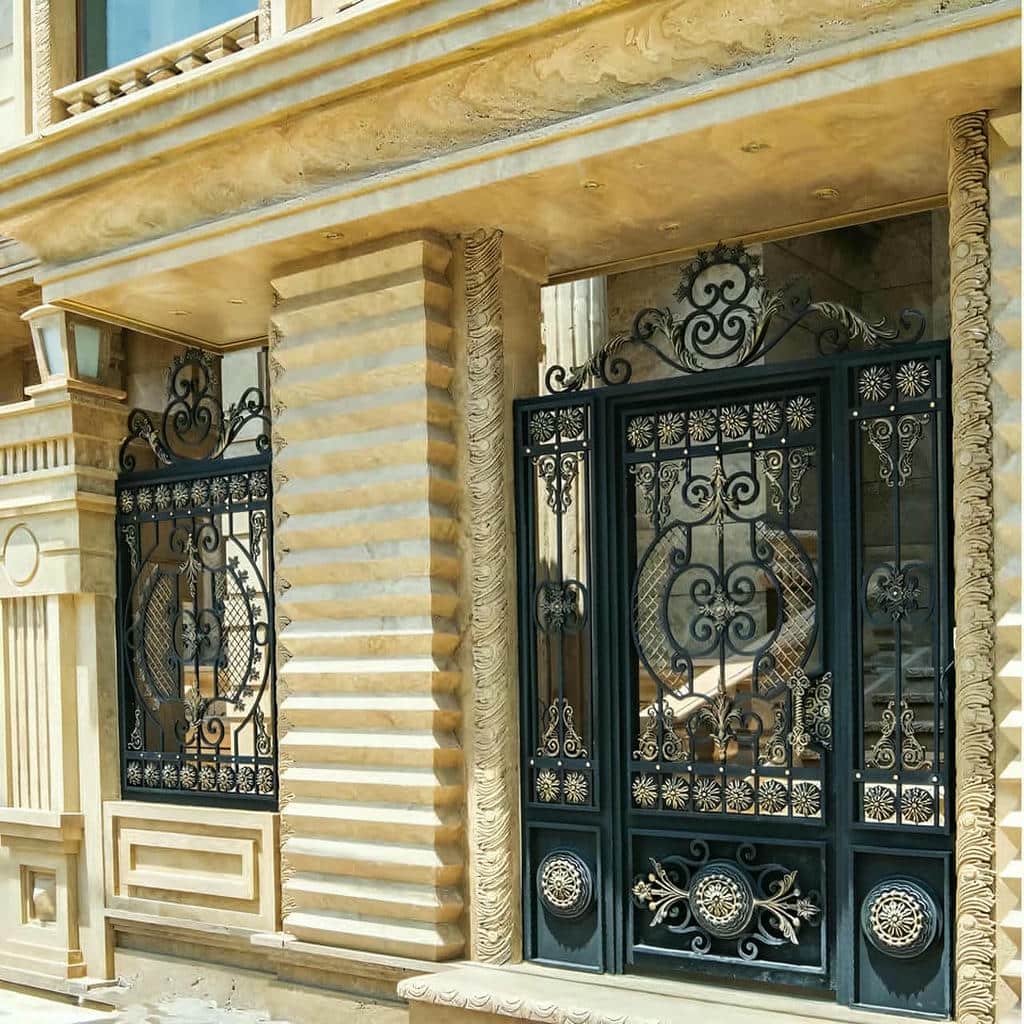 تولید درب حیاط مشکی طلایی با پوشش ضدزنگ