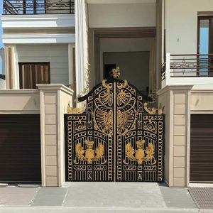 8 نمونه درب پارکینگ حیاط لولایی