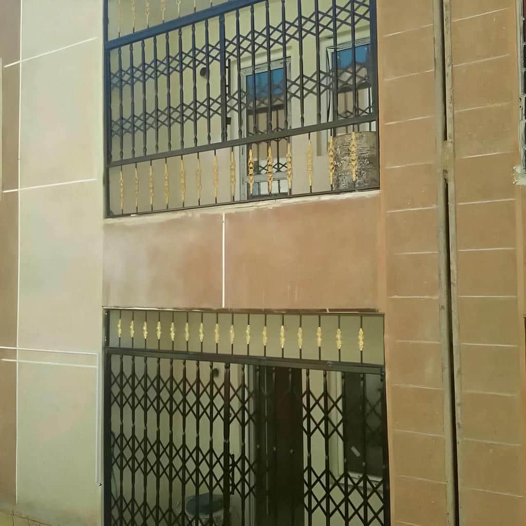 خدمات نصب حفاظ پنجره فرفورژه گل نرده برای ساختمان مسکونی