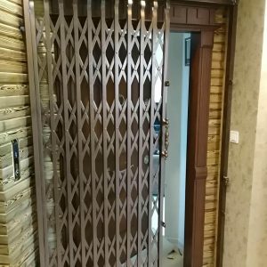 10 مدل حفاظ آکاردئونی کم جا راهرو