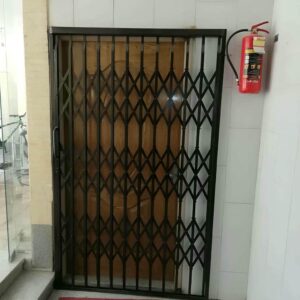 حفاظ ضربدری آکاردئونی ساختمان قدیمی با طراحی فلزی