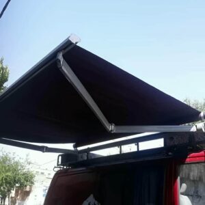 سایبان بالکن برقی ساختمان قدیمی