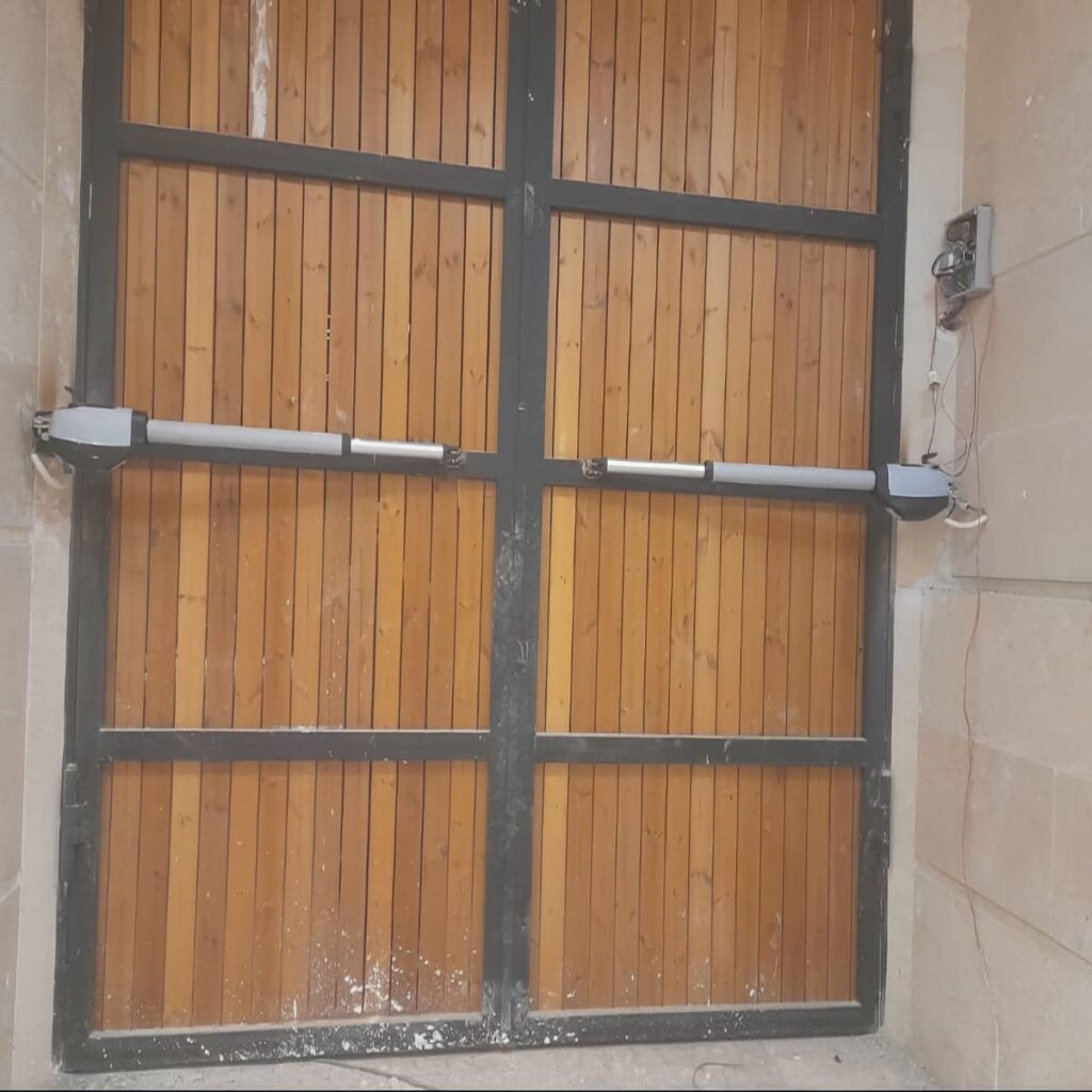 جک تک لنگه با بدنه مقاوم در فضای مرطوب