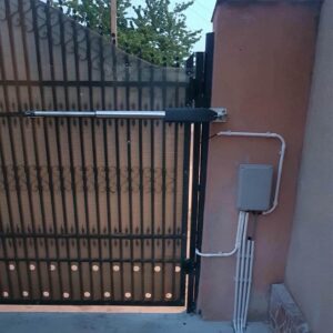 جک درب ویلایی با طراحی بازویی