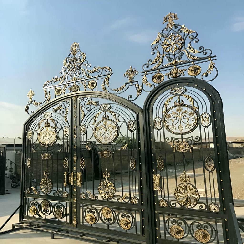درب ویلایی فلزی مناسب حیاط ساختمان