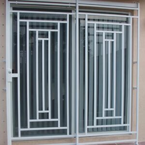 حفاظ پنجره کلاسیک نمای ساختمان
