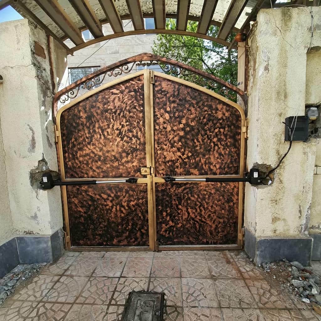 جک درب پارکینگ بازویی گرگان با ورودی مسکونی