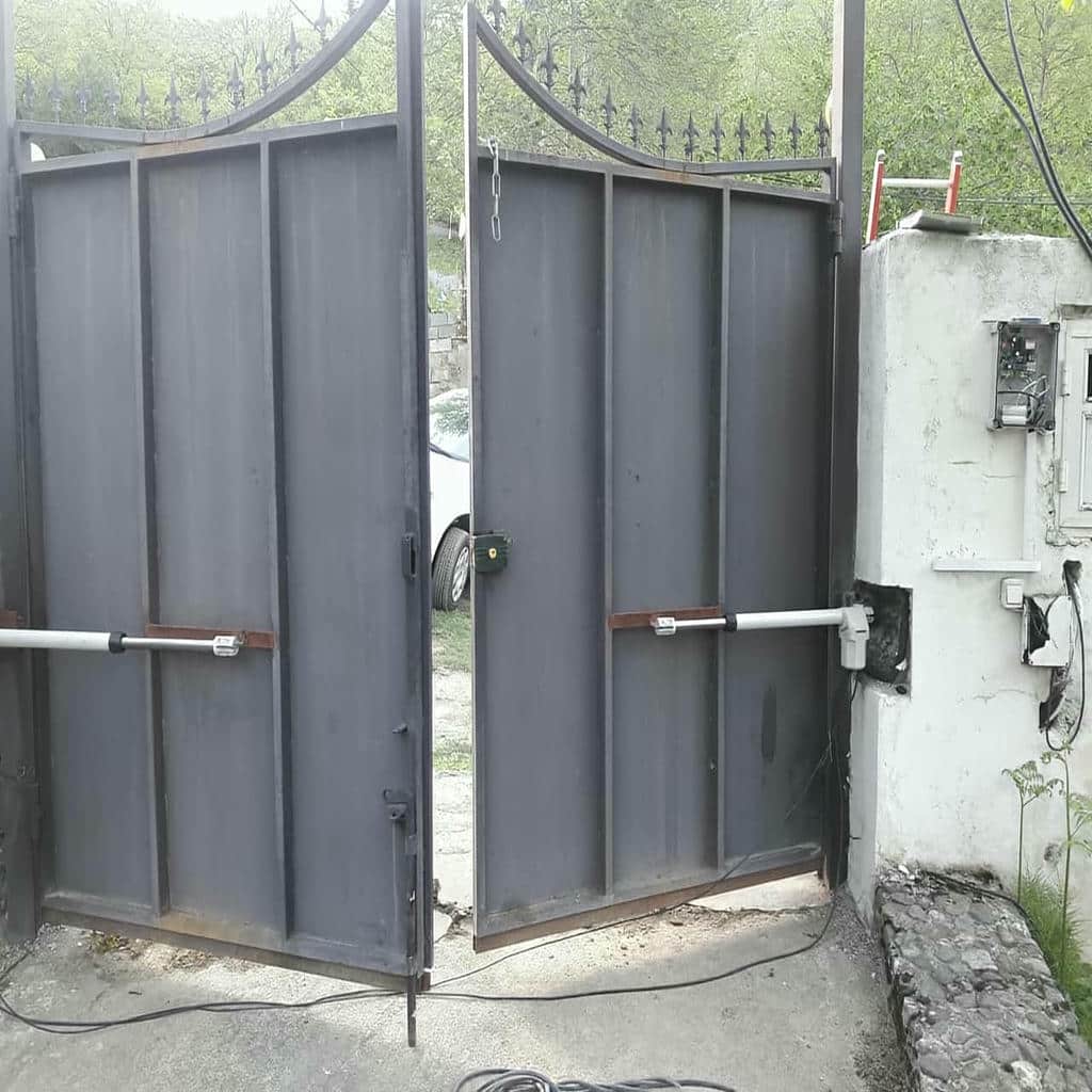 جک پارکینگی فلزی سنندج نمای بیرونی