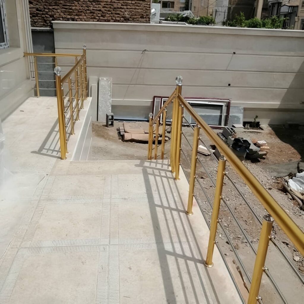 حفاظ بالکن استیل یاسوج