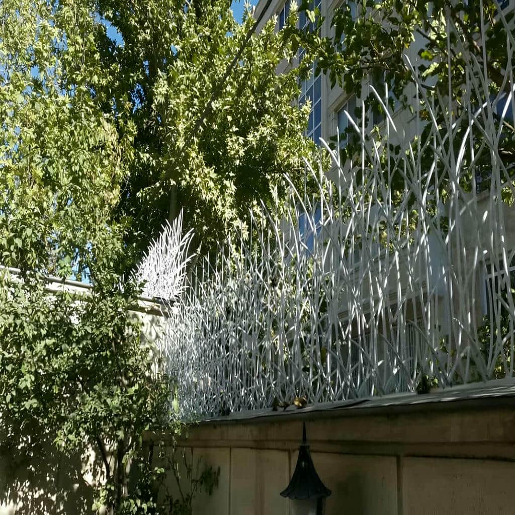 حفاظ دیوار شاخ گوزنی بجنورد نمای فلزی