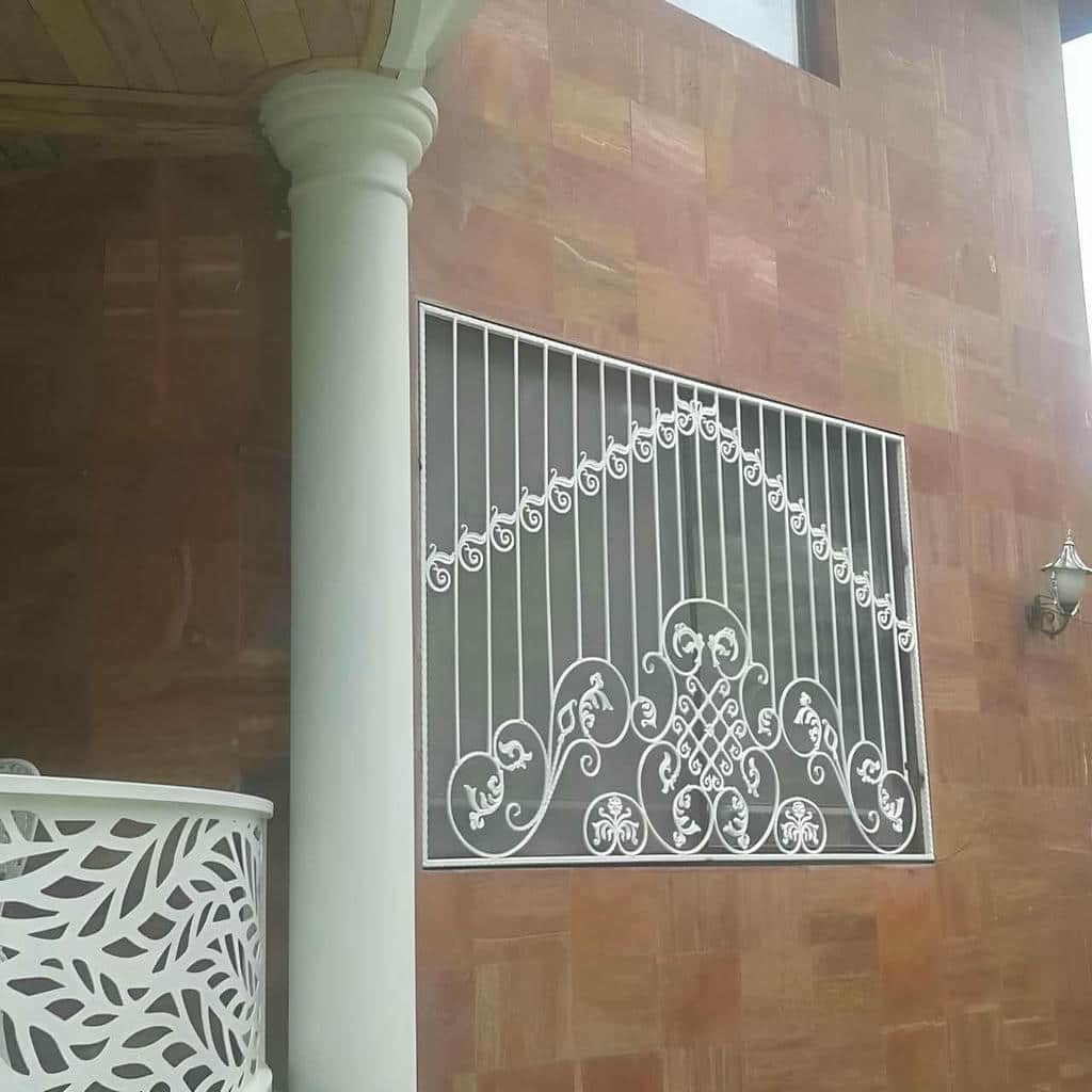 محافظ پنجره اهواز با فرم ساده