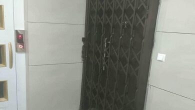 حفاظ درب آکاردئونی استان سمنان با رنگ کوره ای