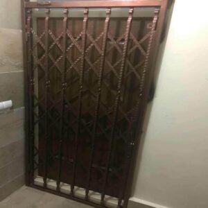 مرکز فروش حفاظ درب آکاردئونی در بوشهر و حومه