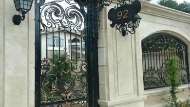 درب حیاط فلزی بوشهر با طراحی ورودی ساختمان